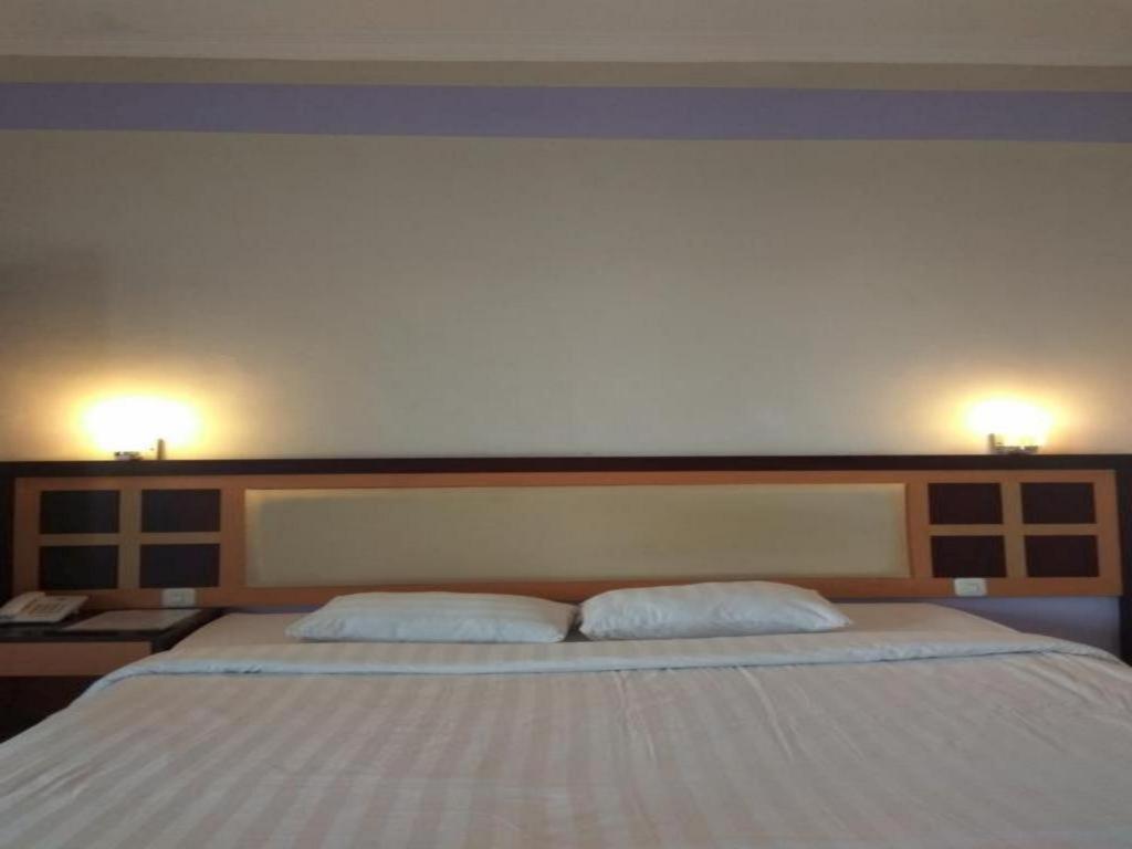 Graha Hotel Sragen Luaran gambar
