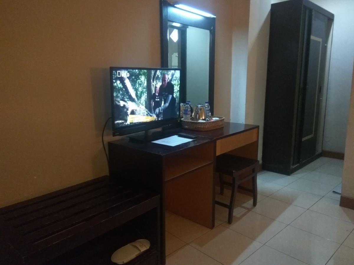 Graha Hotel Sragen Luaran gambar