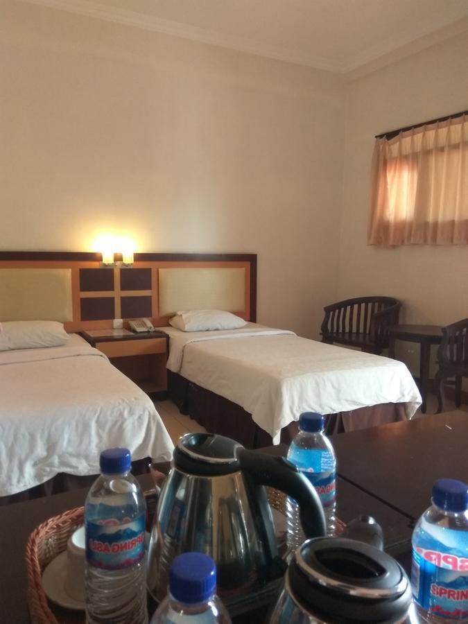 Graha Hotel Sragen Luaran gambar